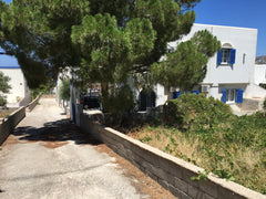 Clean, cute and roomy (65 m2), close to Parikia (15 minutes walk), capital/ port Athens, Greece Traditional 3room Parikia entire apartment for 4-6 Cycladic home vacation rental 6746438