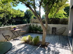 Notre maison se situe dans un quartier résidentiel , à 10 min en voiture du pont Bouliac, France Maison de ville aux portes de Bordeaux Entire townhouse vacation rental 52098361