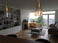 Dans une rue calme du quartier du Chant d'Oiseau, à proximité directe du Métro e Brussels, Belgium Lumineux appartement, au calme et à 2 pas du métro Entire rental unit vacation rental 620659011567712196