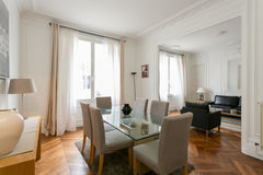 This luxurious apartment has over 150 square meters, it is situated in the 7th a Paris, France [150m2]Mega Condominium EiffelTower Entire rental unit vacation rental 10700852