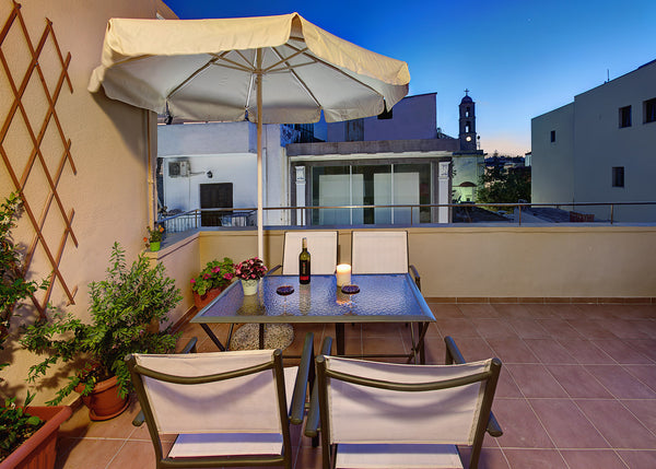Two-storey maisonette on a pedestrian street in the center of the old town, with Chania, Greece Chania Old Town Emmanouil’s House Entire home vacation rental 20662230