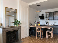 Charmant T2 ancien, rénové récemment. Extrêmement lumineux, belle hauteur sous p Lyon, France Charmant appartement proche Part-Dieu - Parking Entire rental unit vacation rental 12517013
