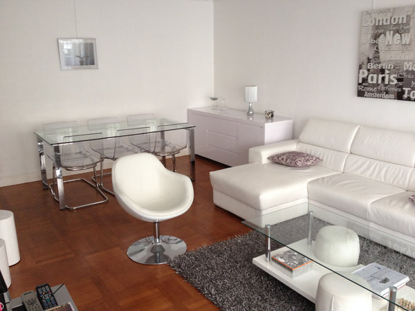 Grand appartement qui peut loger une famille de  5 personnes. Les volumes sont s Paris, France Grand appartement  / Trocadéro Entire rental unit vacation rental 6058028