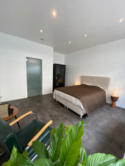 Op 100 meter van het centraal station, in de hype Kievitbuurt, ligt deze spikspl Antwerp, Belgium Prachtig nieuwe studio in hartje Antwerpen! Entire condo vacation rental 548458554611152778