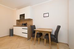 Entspanne dich mit der ganzen Familie in dieser friedlichen Unterkunft. Vienna, Austria Schönbrunn Apt Top 22 Entire rental unit vacation rental 572971079323029003