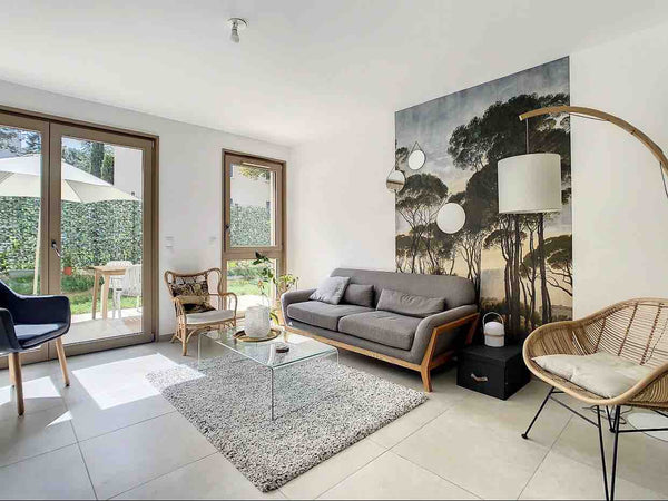 Appartement dans une résidence sécurisée et arborée. Très belle pièce de vie don Lyon, France Bel appartement avec terrasse, jardin et garage. Entire condo vacation rental 694797444568489864