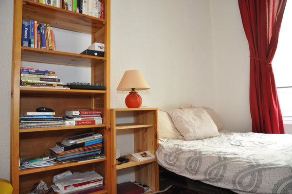 This studio is ideal for STUDENTS. If you are interested for a FULL year, let me Paris, France Charming Studio close to Bastille Entire rental unit vacation rental 39651