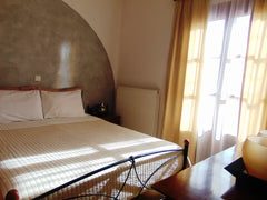 Our apartments located in Karterados, just 8 minutes walking distance from the c Pyrgos Kallistis, Greece Lefteris houses Entire rental unit vacation rental 18408930
