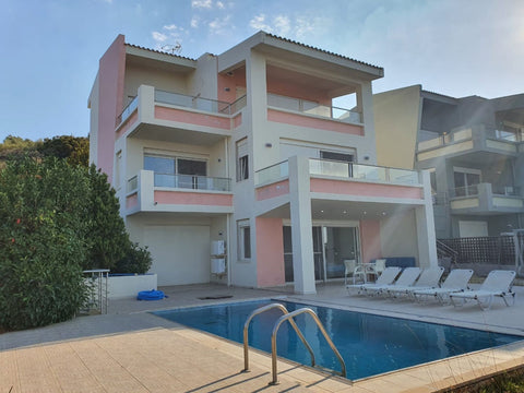 Ariadne Villa in a magical area just a few kilometers outside of Heraklion. Over Heraklion, Greece Ariadne Stunning View Villa with private pool Entire villa vacation rental 691740393604837405