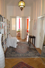 Grande chambre de 26 m² très claire avec doubles fenêtres et haut plafond. La ch Vienna, Austria Private room with breakfast in city center Private room in rental unit vacation rental 8097628