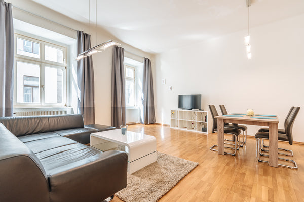 Dieses gemütliche Apartment liegt im Zentrum von Wien, zwischen Stephansdom und  Vienna, Austria Bell Apartment 20, 1 Schlafzimmer im Zentrum Entire rental unit vacation rental 20172919