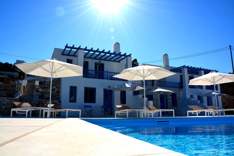 "White Blue" Accommodation is perfect for families and couples. Ideal for unforg Athens, Greece "White Blue" Ocean View House "Chrissi Akti" Paros Entire rental unit vacation rental 14022480