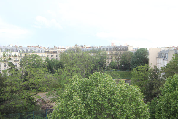 Petit havre de paix, dans une petite rue pavée au coeur du quartier latin.<br /> Cagnes-sur-Mer, France Quartier Latin - Havre de paix Entire rental unit vacation rental 6465648