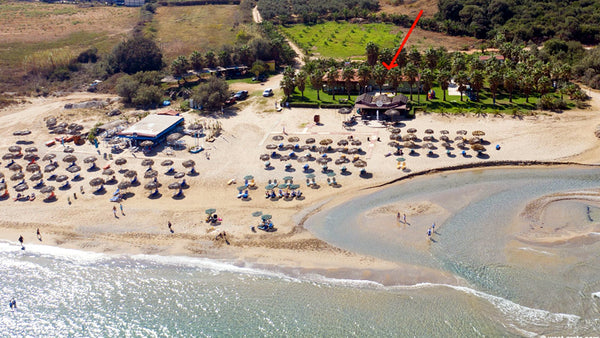 Seize the chance to live just steps from one of the most popular beaches in Cret  LA PALMA APARTMENTS 6, a beachfront paradise! Entire rental unit vacation rental 619201029290310935