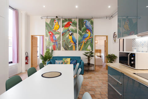 Appartement totalement refait, à 10 metres de la Cathedrale Notre-Dame, ( à côté Paris, France A deux Pas de la Cathédrale Notre-Dame Entire rental unit vacation rental 28826084