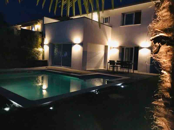 Maison avec piscine, idéale pour un séjour en famille et idéalement accessible a Bordeaux, France Belle maison avec piscine à 20 min de Bordeaux Entire home vacation rental 51650477