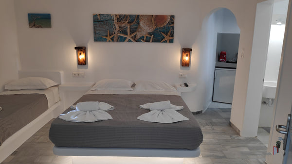 Grey room 2 is a  totally renewed 17 sq. m.  room in a quiet road near famous St Kifisia, Greece Cycladic Gray Room 2 Entire rental unit vacation rental 36177734