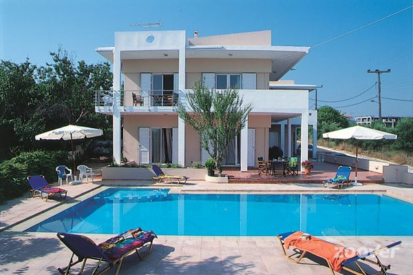 the apartment located on the down floor ,with view to the swimminig pool and the  Villa armonia (apt 1) Entire rental unit vacation rental 21184098
