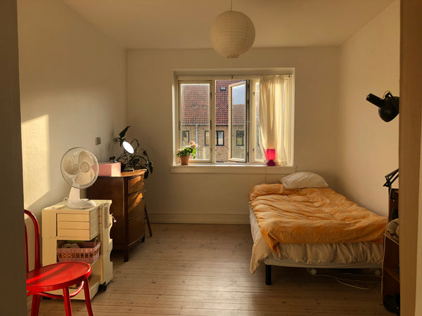 Welcome to my cosy apartment in the vibrant area Nørrebro Copenhagen. Its close  Frederiksberg, Denmark Afslappet 2v på Nørrebro Entire rental unit vacation rental 613436106298084999