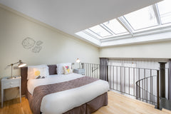 Located at the foot of Montmartre, in the heart of the trendy and historic 9th d Paris, France Duplex Entire rental unit vacation rental 4844972