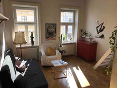 This beautiful and comfy flat is situated in the heart of the 9th district and i Vienna, Austria cozy apartment in excellent location Entire rental unit vacation rental 20157597