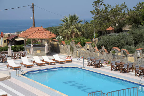 FANTASTIC VIEWS, FRESH AIR, NICE POOL AREA, FEELS LIKE HOME, LUXURY SUNBEDS, SNA Anissaras, Greece GREAT VIEWS, GREAT EATS ! Entire rental unit vacation rental 16738907