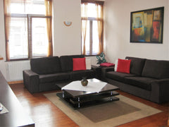 Cute 2 bedrooms appartment , large bathroom and huge living room with open kitch Belgium Triplex-2chmbrs,grande sdb,terrasse= tous confort Entire rental unit vacation rental 2352