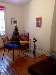 Charmant 2 pièces confortable, situé dans un quartier très vivant, à proximité d Paris, France Cosy 2-room appartment, center of Paris Entire rental unit vacation rental 16060744