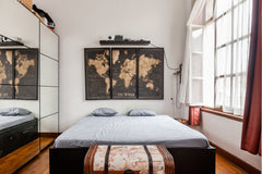 Have you ever dreamed of staying in the most central location of a capital? Well Los Angeles, CA Charming & cozy apartment in the heart of Brussels Entire rental unit vacation rental 48358785