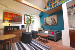 Nestled in the courtyard of a building of the 18th century, you will surely like Paris, France Cosy house in the center of Paris Entire home vacation rental 5693494