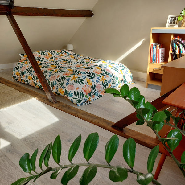 dear guest,<br />Welcome to the genuine Antwerp, our neighbourhood. At the cross Antwerp, Belgium cozy room in our late 19 th century house Private room vacation rental 41766119