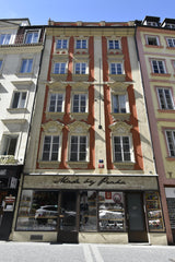 Apartment in the very center of Prague. Three minutes walk from Wenceslas Square Prague, Czechia EXCELLENT 2 room apartment in the very center Entire rental unit vacation rental 50417094