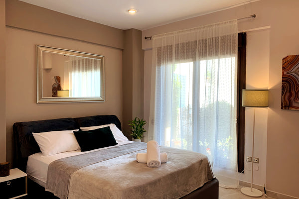 Brand new, luxurious, bright Ground Floor Studio 3΄from the ring road and 10΄fro Thessaloniki, Greece Antony Luxury Suite in Thessaloniki Entire home vacation rental 52104042