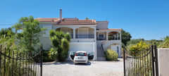 Tranquility in these wonderful surroundings, its a hide away, with a short walk  Milton-under-Wychwood, United Kingdom Beautiful Villa Olivia with private Pool & Garden Entire villa vacation rental 661530315431732353