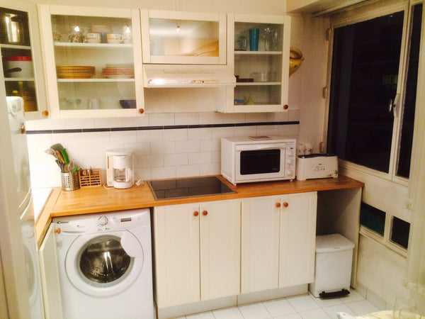Studio appartment 30 m2 in a premium building with goalkeeper, elevator, door co Paris, France Cosy flat in Montmartre Entire rental unit vacation rental 6781989