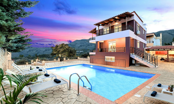 Smart and comfortable in design and functionally decorated. <br />It affords gue London, United Kingdom Villa Kermes Heated Pool Entire villa vacation rental 46047549