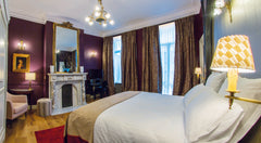 Three superb rooms,<br />three refined themes.<br /><br />Louise sur Cour” is an  Double room-LOUISE -NAPOLEON III-Queen-Ensuite with Shower-City View Private room in bed and breakfast vacation rental 37280361