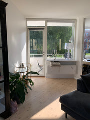 Lejligheden er hyggelig, lys og ligger kun 8 min. gågang fra metro og s-tog. Der Copenhagen, Denmark Hyggelig og lys lejlighed 15 min. fra centrum Entire rental unit vacation rental 44682317