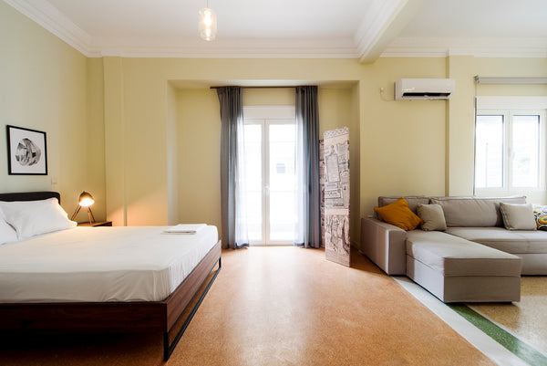 Welcome to Key Spot Luxurie Apartments.<br />Our modern apartment, meeting  high Athens, Greece Key Spot Luxury Apartment #2 Entire condo vacation rental 37245339