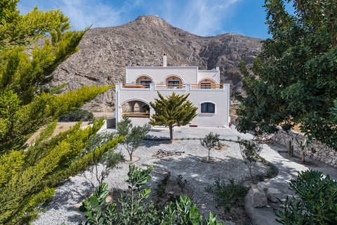 A luxurious 5 bedroom, 6 bathroom villa that provides the privacy, while only be Thera, Greece Summer House Collection Villa Cycladic home vacation rental 16928165