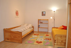 Wir begrüßen Sie ganz herzlich als Gäste in unserer Ferienwohnung! Wir hoffen Si Vienna, Austria Ruhelage mit Innenhofgarten Entire rental unit vacation rental 18855251