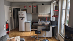 Enjoy Paris from a "local" point of view :) <br />This is the perfect pied-à-ter Paris, France Comfy newly renovated apt in Paris Oberkampf Entire rental unit vacation rental 9899088