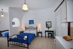 Comfortable studios for three people, with Sea or Mountain View. All studios are  Sunflower Triple Studio in Kamari Room in aparthotel vacation rental 35019018
