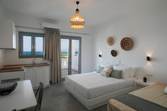 Our totally new accommodation has sea view to Glyfada Naxos Beach. It is a famil  Blue Gem, a private room at Glyfada beach Room in aparthotel vacation rental 51519249