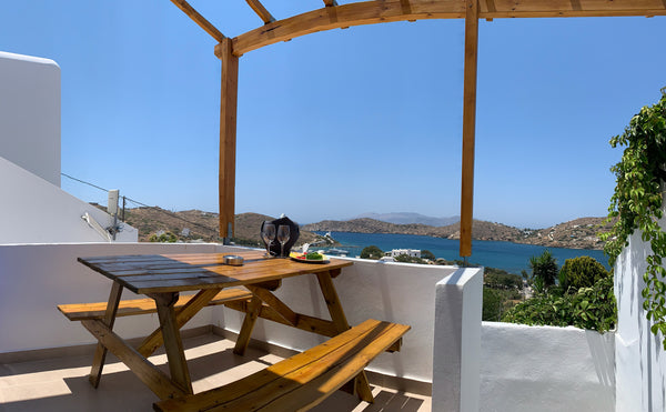It has 4 beds (a double bed & 3 single beds) balcony with sea view, fully equipp  Apartment with sea view (up to 5 persons) Room in hotel vacation rental 3562513