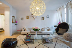 Mon logement est proche de PLACE DES TERREAUX in the very center of LYON<br />sp Auvergne-Rhône-Alpes, France Luxurious appartment 100m2  for 4 persons Entire rental unit vacation rental 13242430