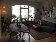 Lejligheden ligger i det hippe Stefansgade kvarter på Nørrebro. Gaden er fyldt m Copenhagen, Denmark Farverig og lys lejlighed i hjertet af Nørrebro Entire rental unit vacation rental 614952563023689550