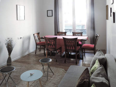 3, newly renovated apartments (June 2016) with a small, communal corridor. They  Paris, France République, renovated 2016 6 bdrms,3WC,3 bathrooms Entire rental unit vacation rental 13243111