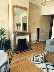 Beau 2 pièces aux pierres apparentes, accueillant, douillet, typique ! Peut accu Bordeaux, France Charmant appartement Bordelais Entire rental unit vacation rental 21034688