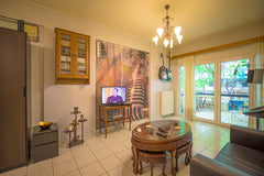 WiFi 100mbit Download/10mbit Upload.<br />Free Parking Space included.<br />10 m Athens, Greece New bedroom, Music Vibe, Fiber Internet & Parking Entire condo vacation rental 50396541